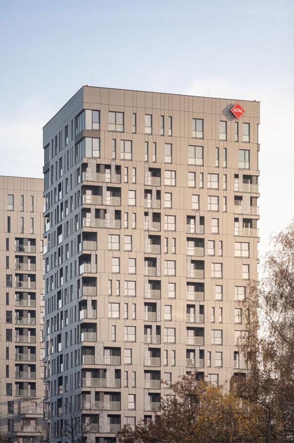 15 Pietro Sokolska 30 Towers Apartments - New- Lux- Parking- Sauna- Gym- And Good View From 15Th Floor 카토비체 외부 사진
