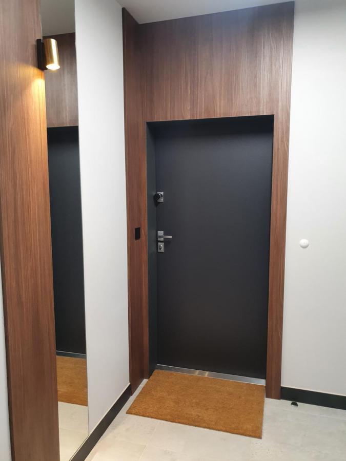 15 Pietro Sokolska 30 Towers Apartments - New- Lux- Parking- Sauna- Gym- And Good View From 15Th Floor 카토비체 외부 사진