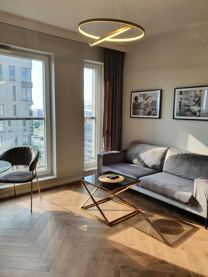 15 Pietro Sokolska 30 Towers Apartments - New- Lux- Parking- Sauna- Gym- And Good View From 15Th Floor 카토비체 외부 사진