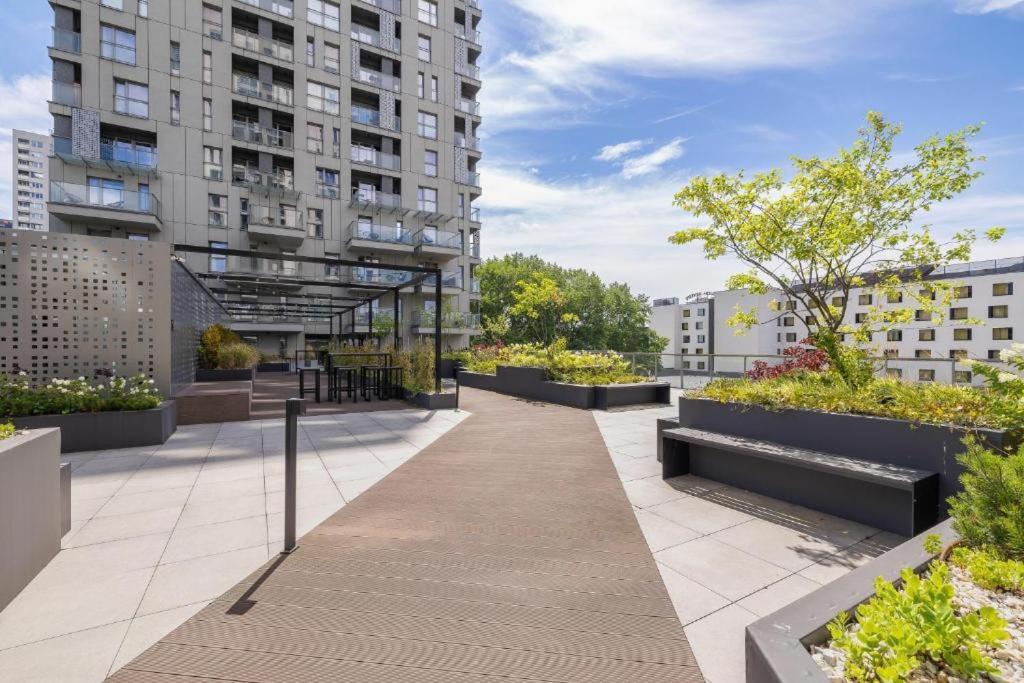 15 Pietro Sokolska 30 Towers Apartments - New- Lux- Parking- Sauna- Gym- And Good View From 15Th Floor 카토비체 외부 사진